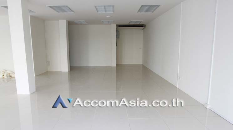6  Office Space For Rent in Sukhumvit ,Bangkok BTS Phrom Phong AA17079